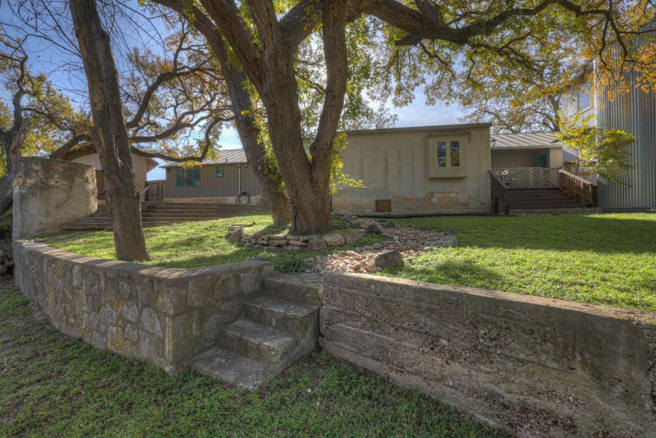 406 Lodge-A: Hot-Tub & 2 Blks To Main St Fredericksburg Exterior foto